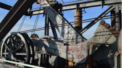 在鋼板涂裝中，鐵銹轉(zhuǎn)化劑讓除銹更高效